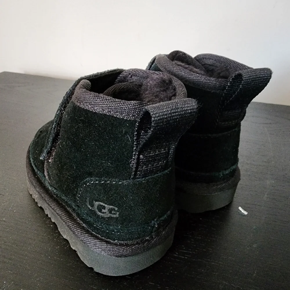 UGG Kids' Neumel II Graphic Boot